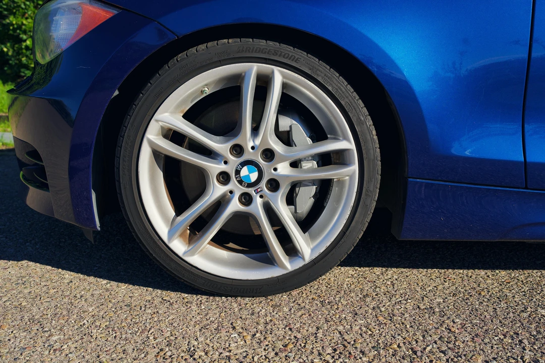 2013 BMW E82 135i & 135is - Image 23 of 31