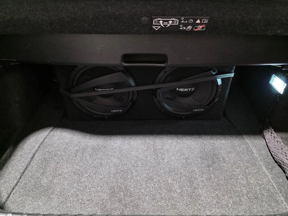 2013 BMW E82 135i & 135is - Image 13 of 16