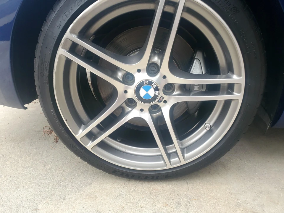 2013 BMW E82 135i & 135is - Image 28 of 31