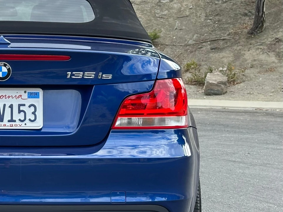 2013 BMW E82 135i & 135is - Image 28 of 31