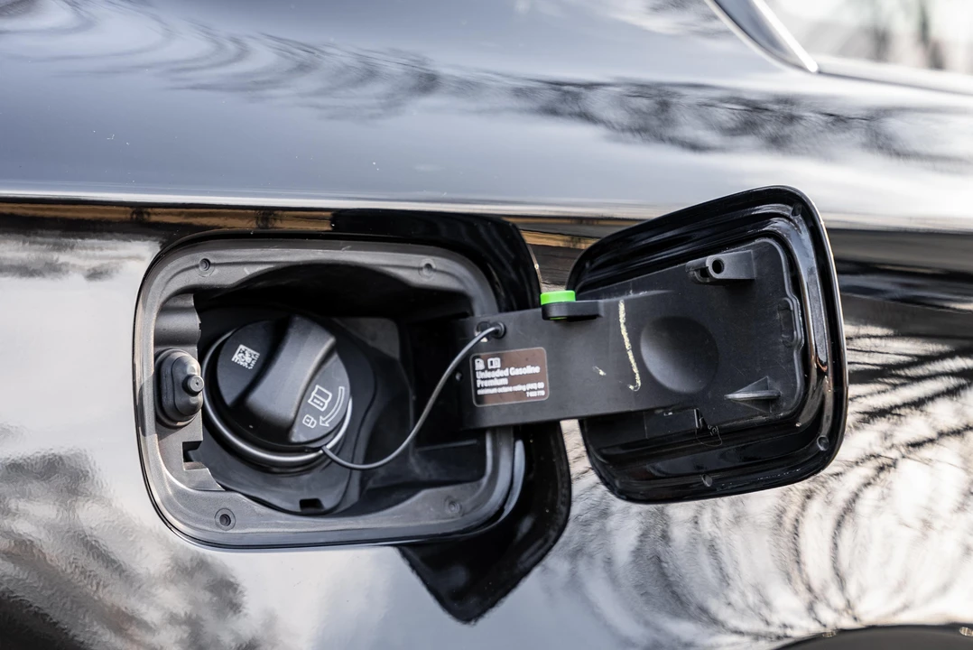 2013 BMW E82 135i & 135is - Image 23 of 31