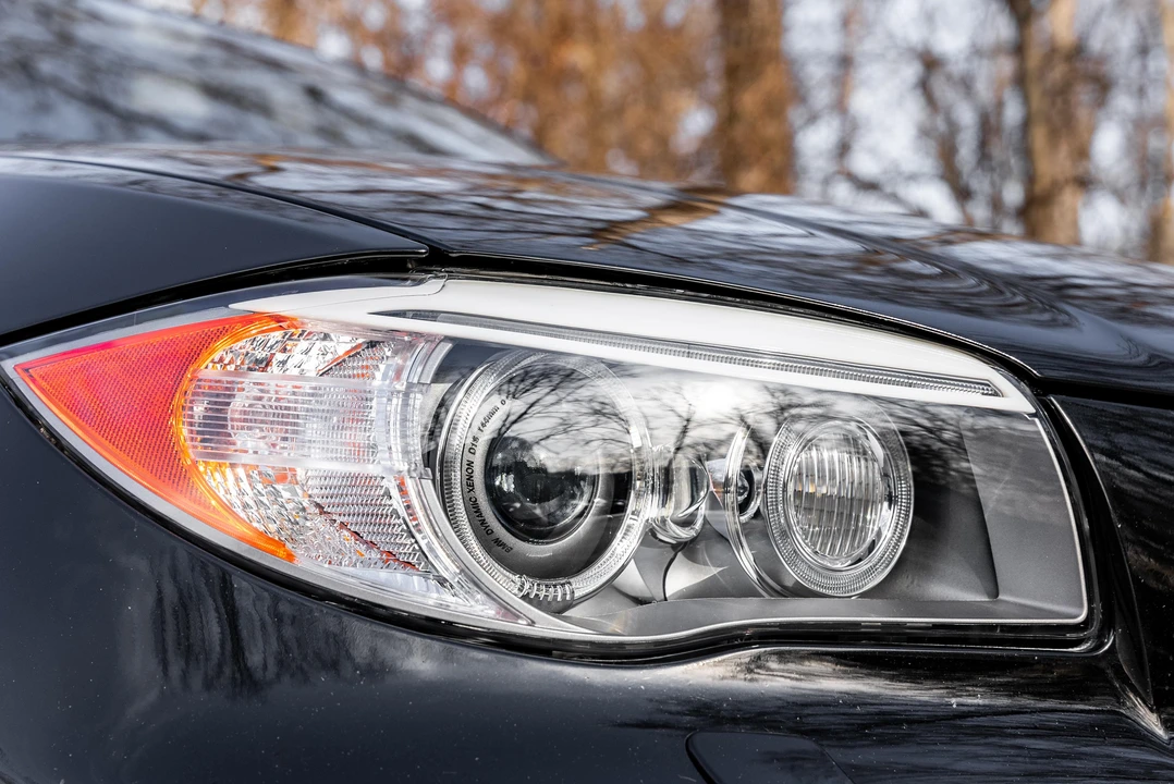 2013 BMW E82 135i & 135is - Image 11 of 31