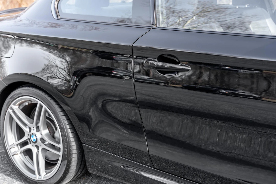 2013 BMW E82 135i & 135is - Image 26 of 31