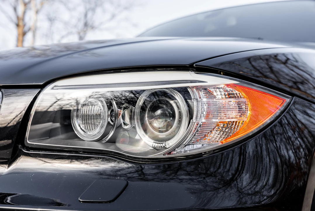 2013 BMW E82 135i & 135is - Image 13 of 31