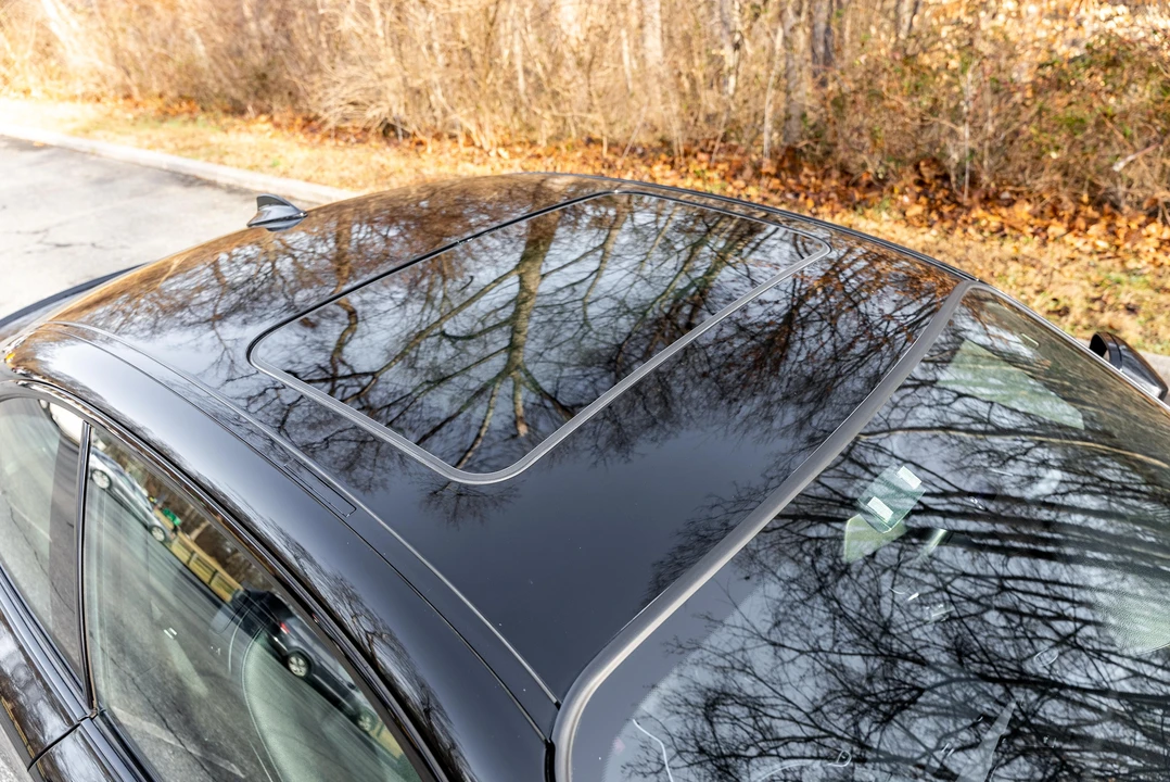 2013 BMW E82 135i & 135is - Image 29 of 31