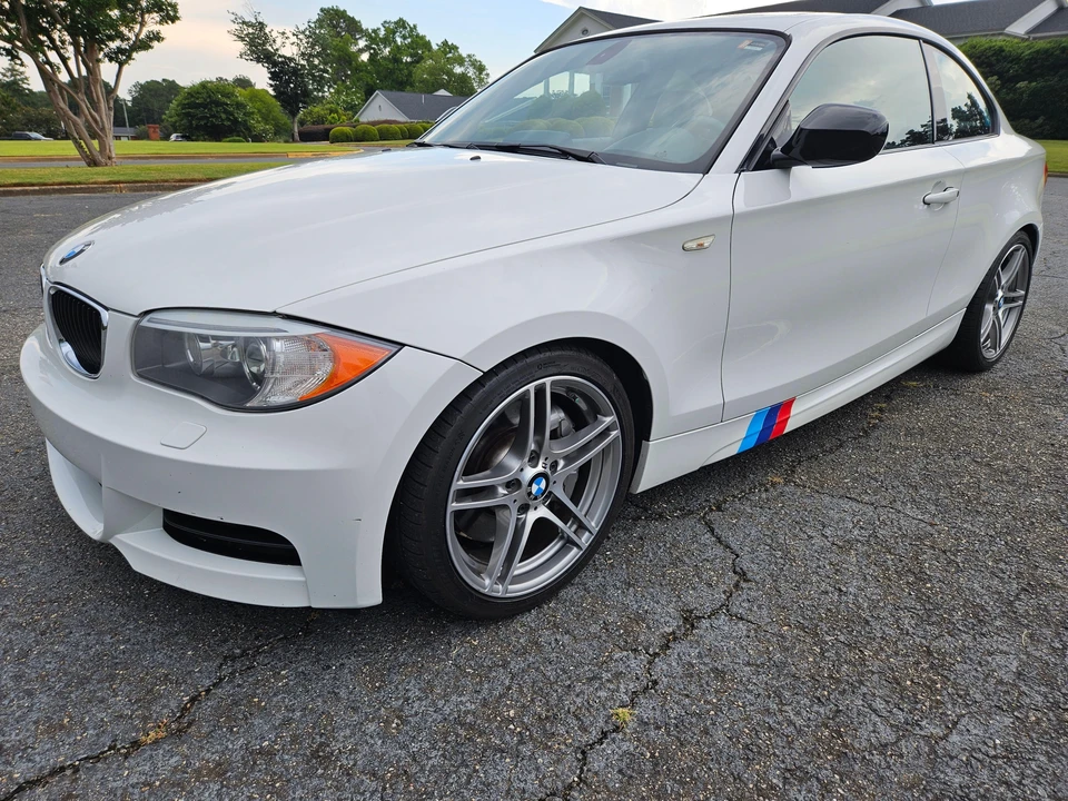 2013 BMW E82 135i & 135is - Image 6 of 31