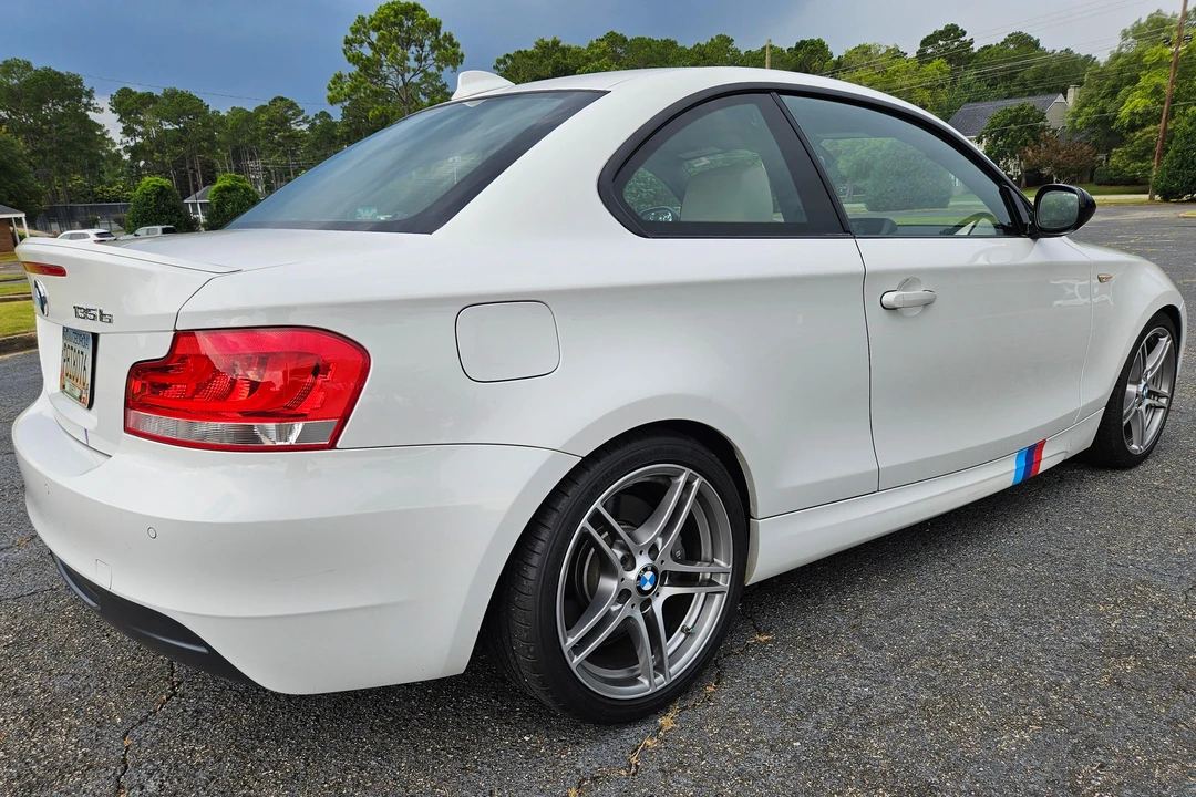 2013 BMW E82 135i & 135is - Image 4 of 31
