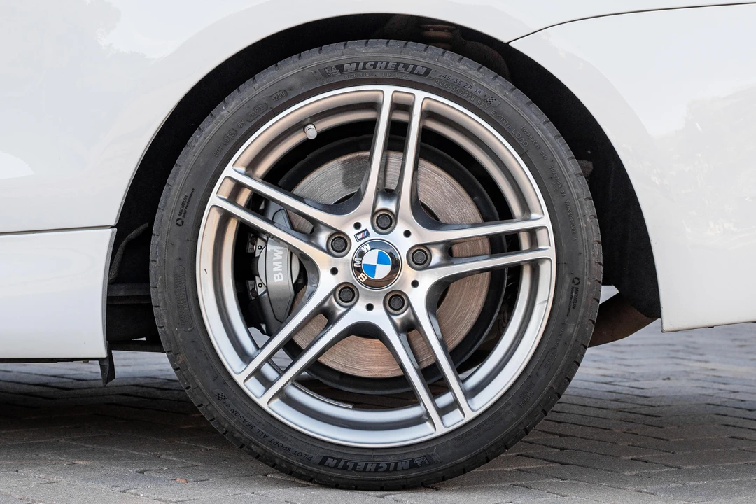 2013 BMW E82 135i & 135is - Image 22 of 31