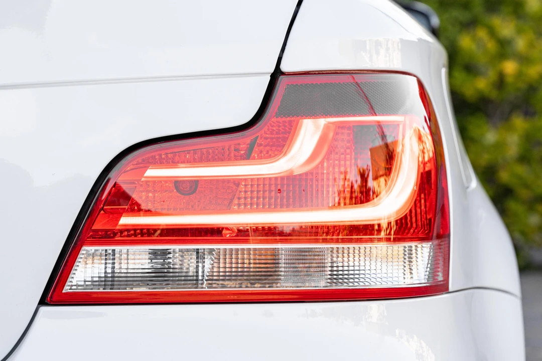 2013 BMW E82 135i & 135is - Image 17 of 31