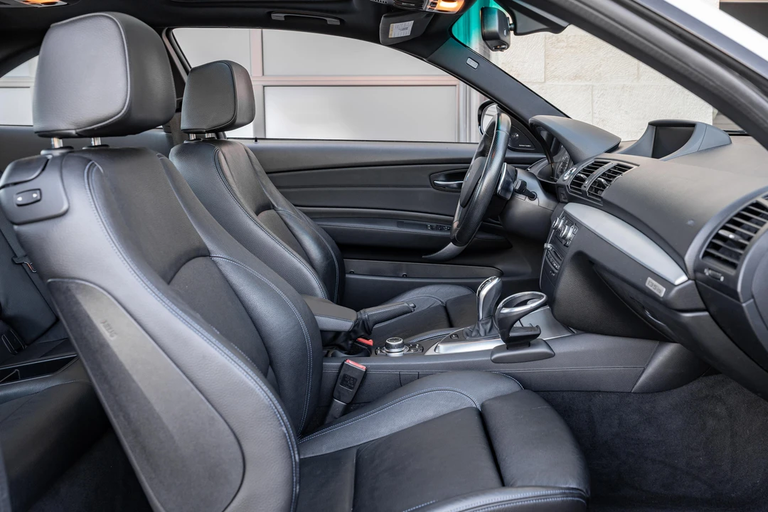 2013 BMW E82 135i & 135is - Image 30 of 31