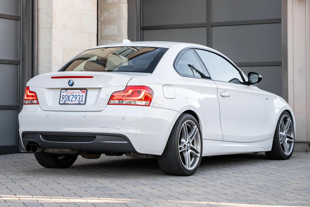 2013 BMW E82 135i & 135is - Image 10 of 31