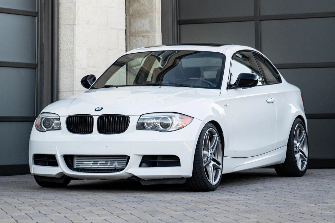2013 BMW E82 135i & 135is - Image 7 of 31