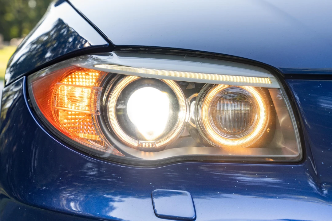 2013 BMW E82 135i & 135is - Image 11 of 31