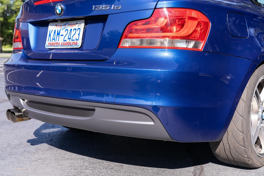 2013 BMW E82 135i & 135is - Image 28 of 31