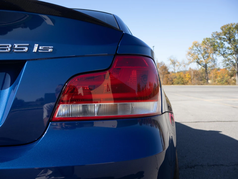 2013 BMW E82 135i & 135is - Image 19 of 31
