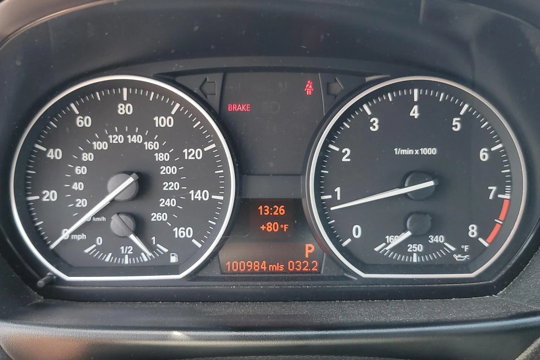 2013 BMW E82 135i & 135is - Image 19 of 31