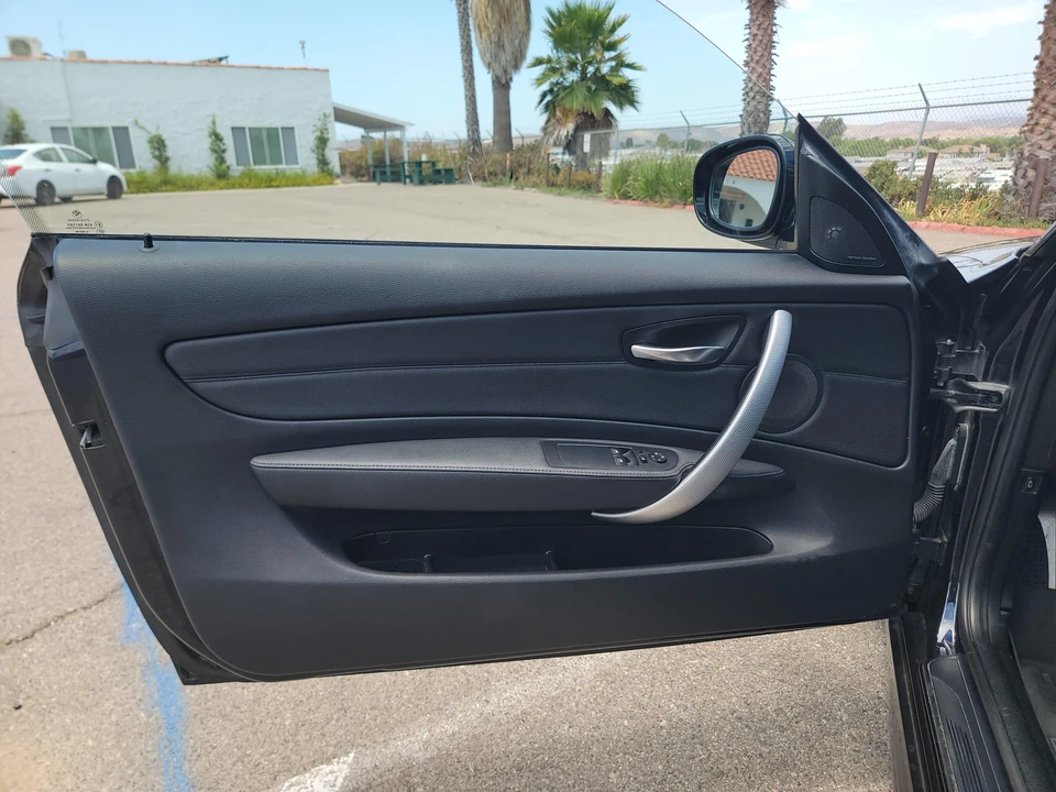 2013 BMW E82 135i & 135is - Image 29 of 31