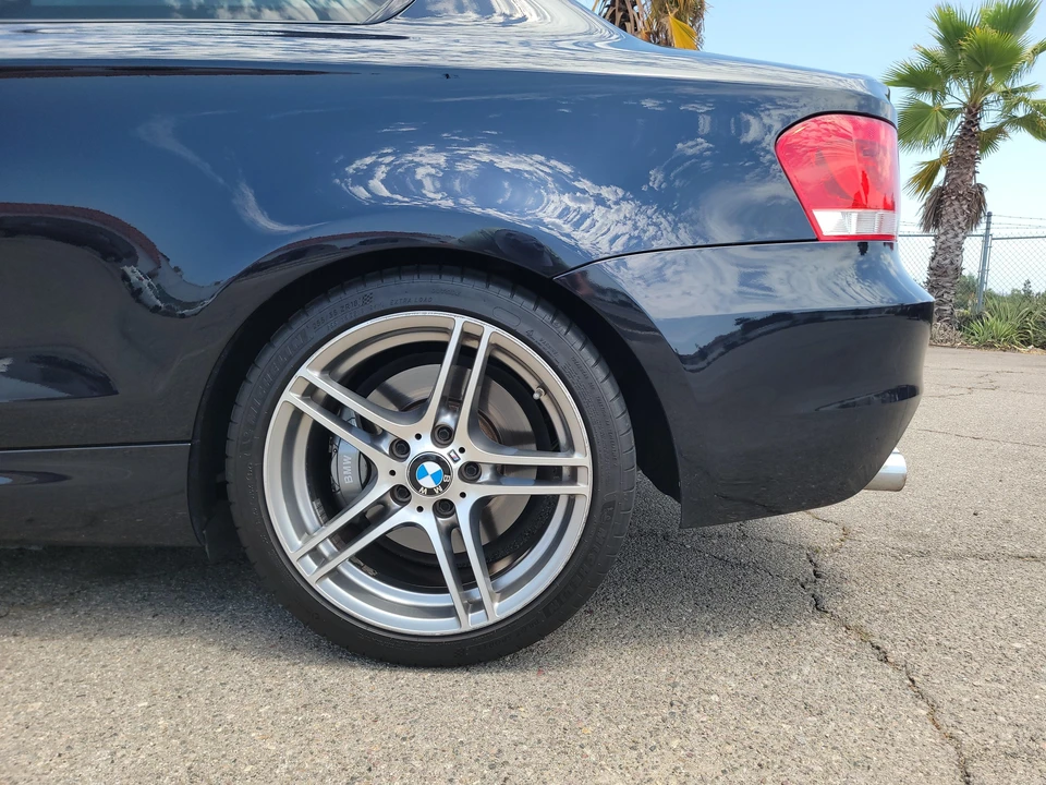 2013 BMW E82 135i & 135is - Image 10 of 31