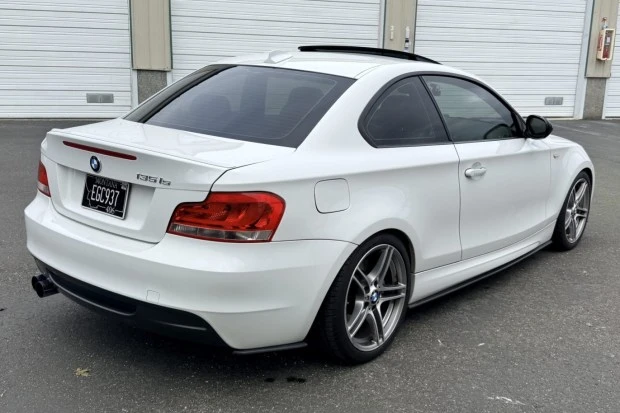 2013 BMW E82 135i & 135is - Image 2 of 8