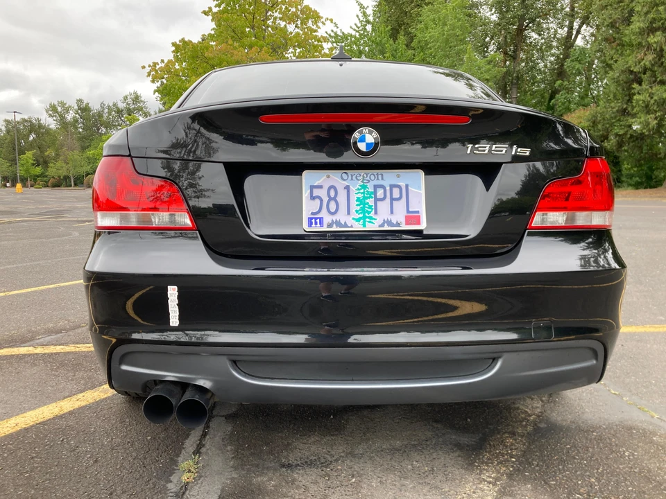 2013 BMW E82 135i & 135is - Image 19 of 31