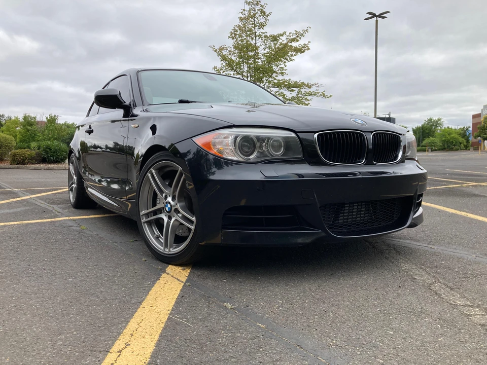 2013 BMW E82 135i & 135is - Image 26 of 31