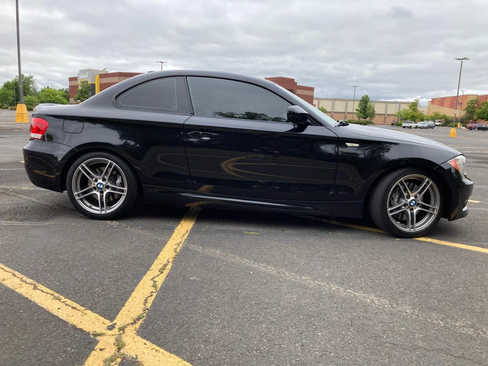 2013 BMW E82 135i & 135is - Image 24 of 31