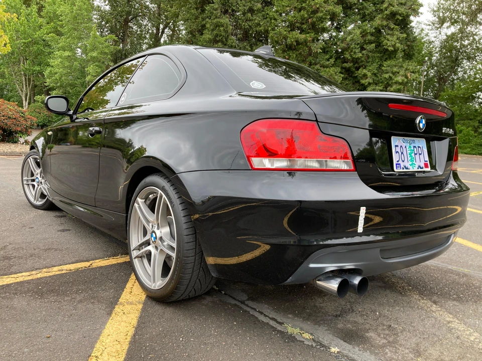 2013 BMW E82 135i & 135is - Image 15 of 31