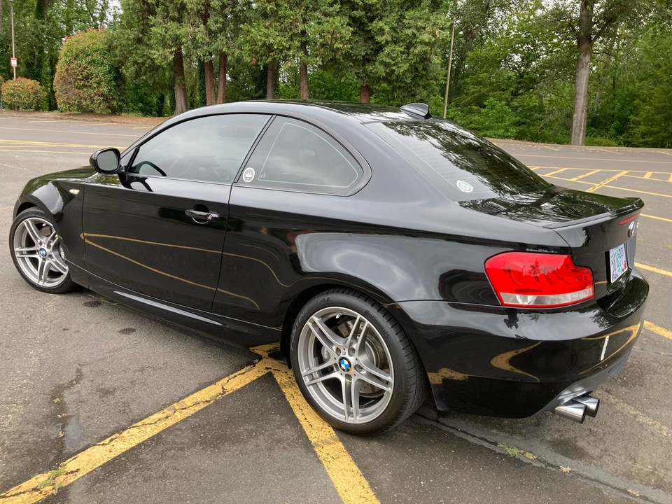 2013 BMW E82 135i & 135is - Image 13 of 31