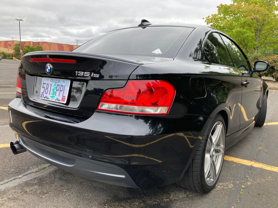 2013 BMW E82 135i & 135is - Image 22 of 31