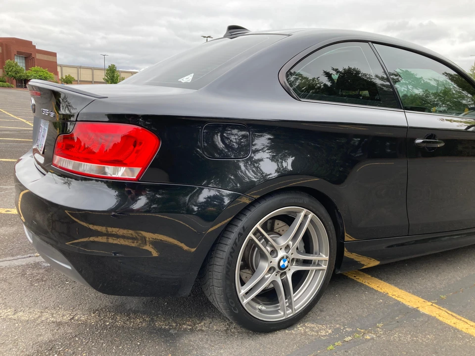 2013 BMW E82 135i & 135is - Image 30 of 31