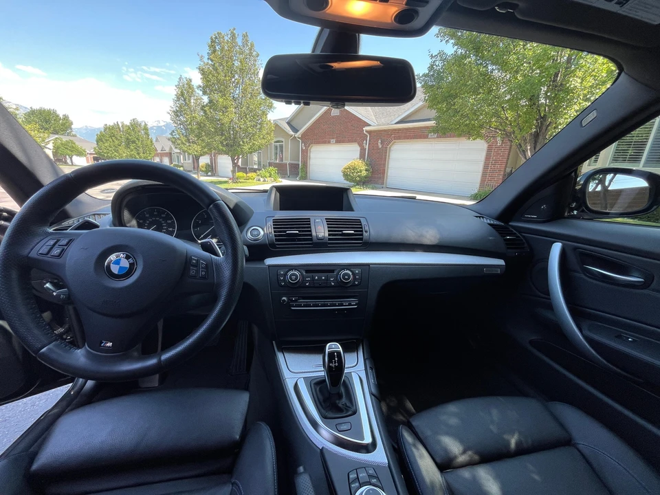 2013 BMW E82 135i & 135is - Image 30 of 31