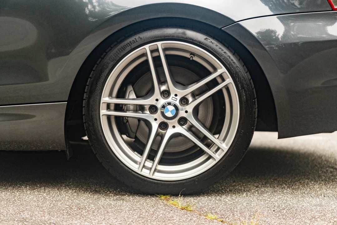 2013 BMW E82 135i & 135is - Image 21 of 31