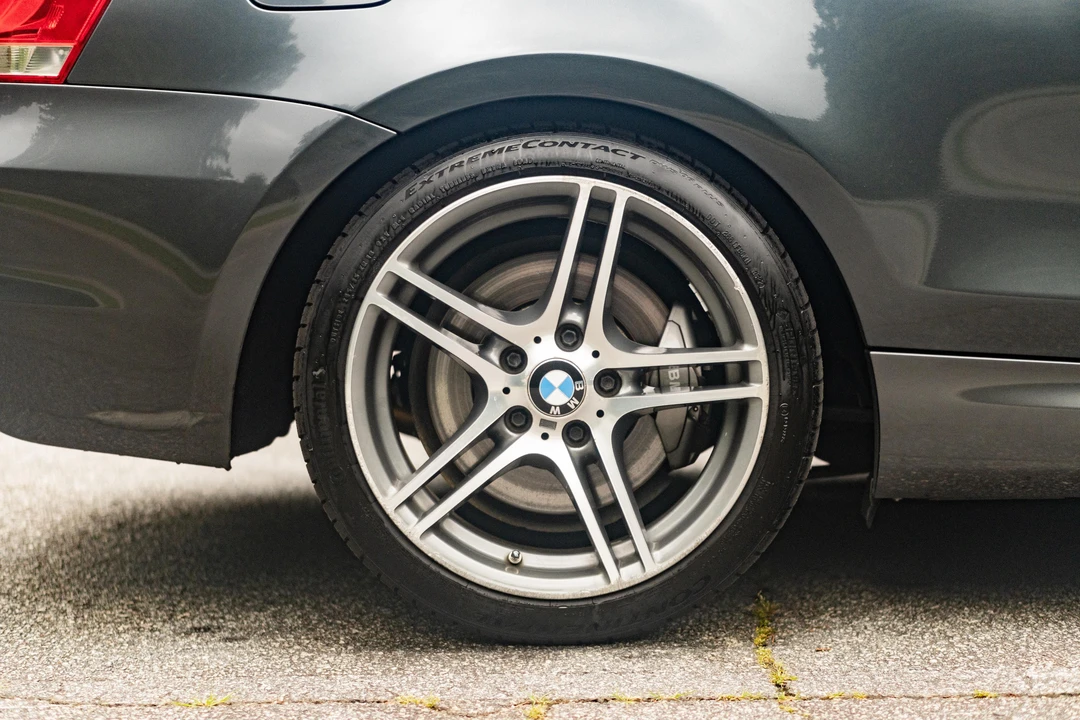 2013 BMW E82 135i & 135is - Image 22 of 31