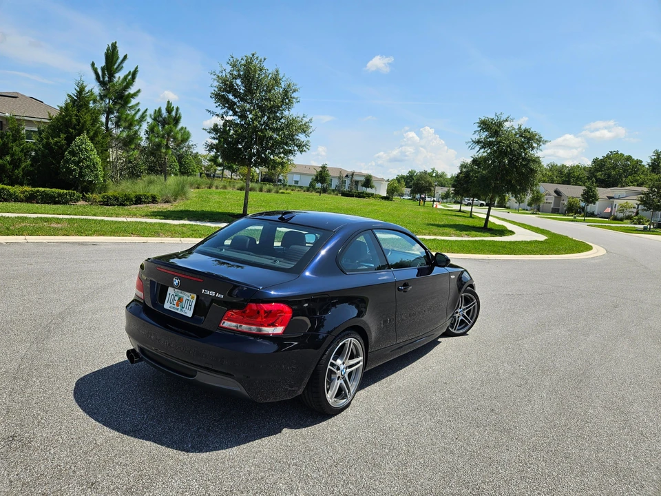 2013 BMW E82 135i & 135is - Image 14 of 31