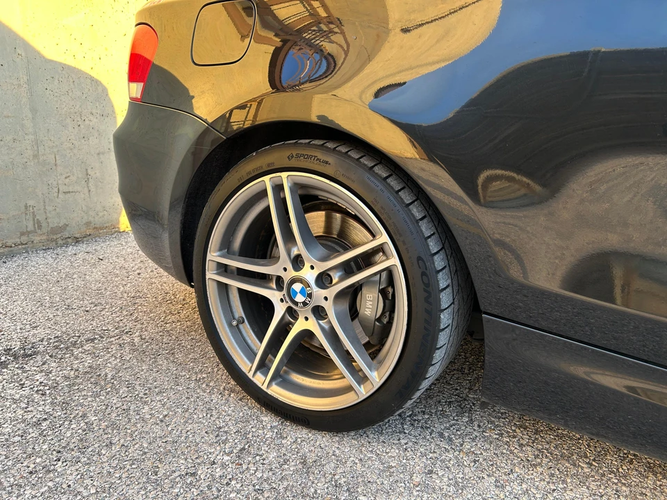 2013 BMW E82 135i & 135is - Image 21 of 31