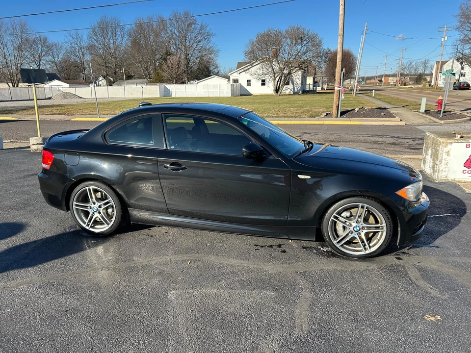 2013 BMW E82 135i & 135is - Image 14 of 31