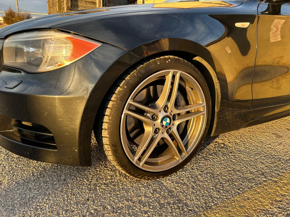 2013 BMW E82 135i & 135is - Image 18 of 31