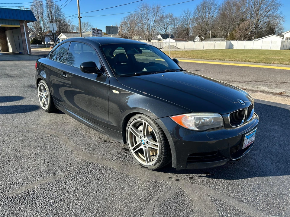 2013 BMW E82 135i & 135is - Image 16 of 31