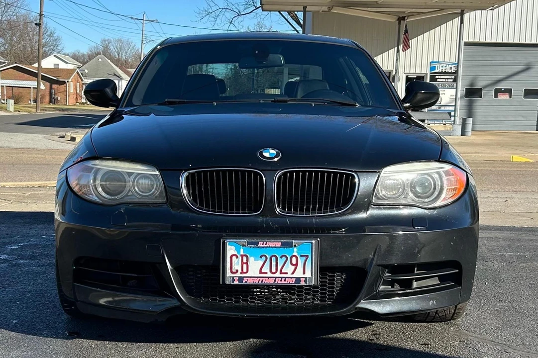 2013 BMW E82 135i & 135is - Image 2 of 31