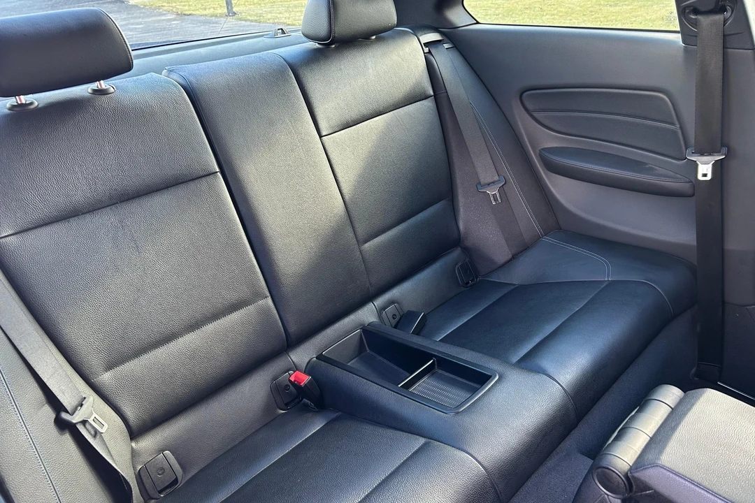 2013 BMW E82 135i & 135is - Image 25 of 31