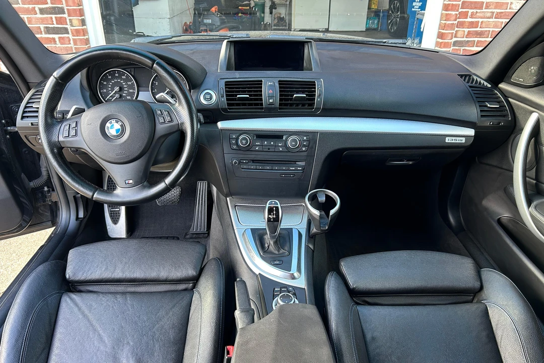 2013 BMW E82 135i & 135is - Image 23 of 31
