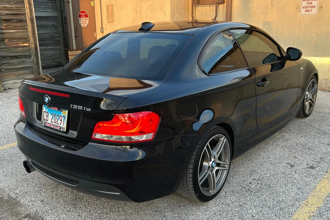 2013 BMW E82 135i & 135is - Image 4 of 31