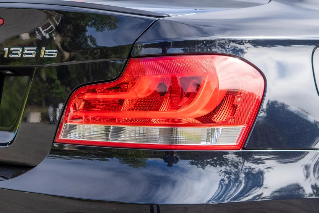 2013 BMW E82 135i & 135is - Image 26 of 31