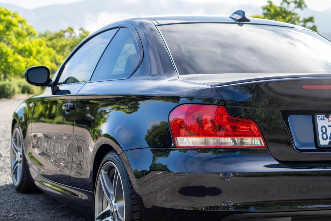 2013 BMW E82 135i & 135is - Image 20 of 31