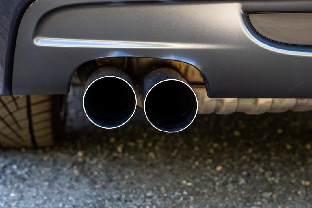 2013 BMW E82 135i & 135is - Image 24 of 31