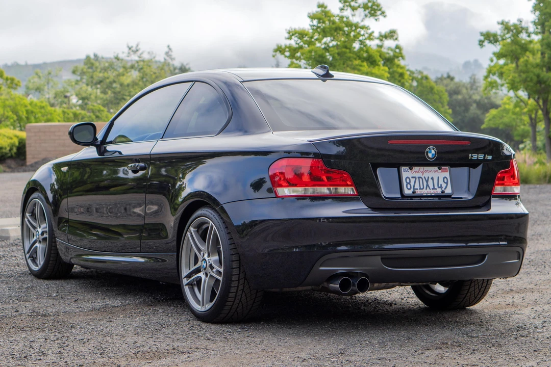2013 BMW E82 135i & 135is - Image 4 of 31