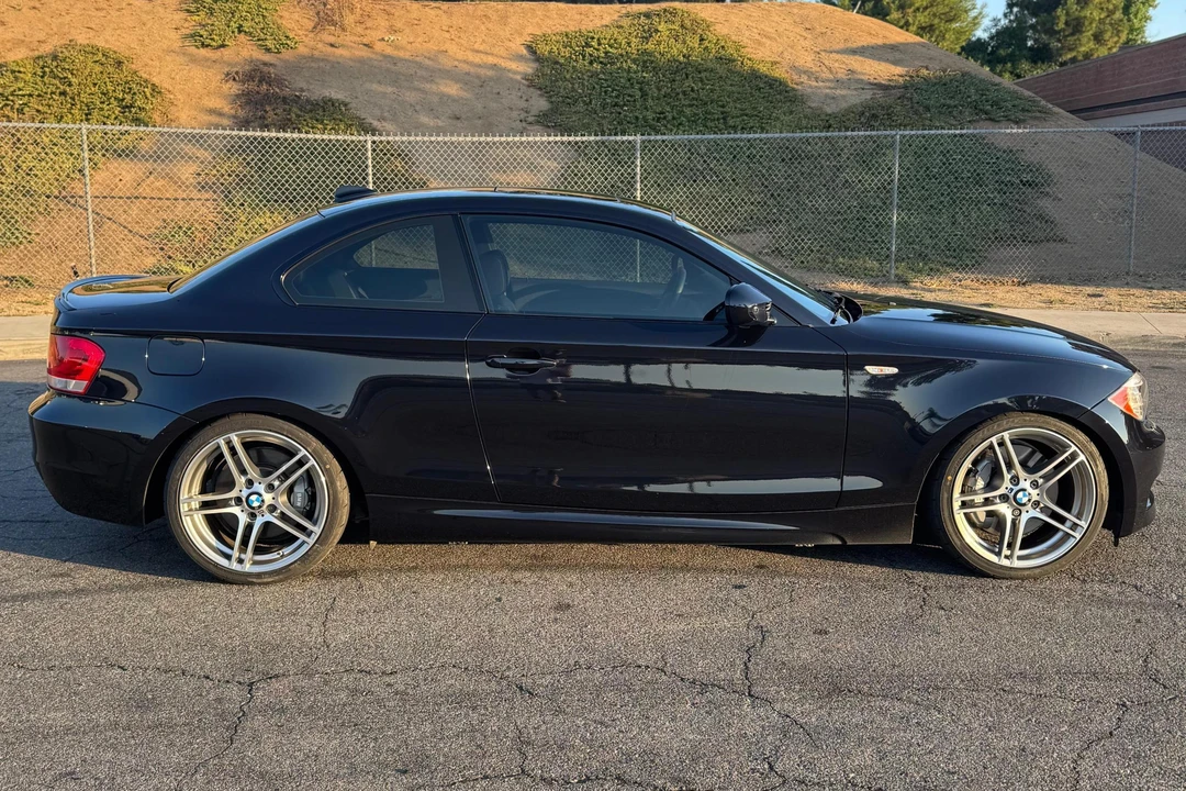 2013 BMW E82 135i & 135is - Image 3 of 31