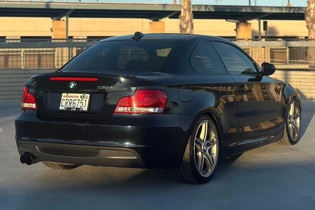2013 BMW E82 135i & 135is - Image 13 of 31
