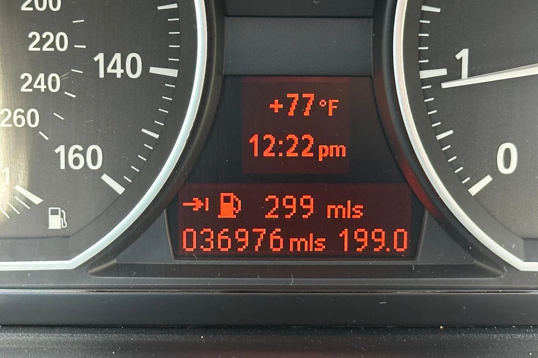 2013 BMW E82 135i & 135is - Image 24 of 31