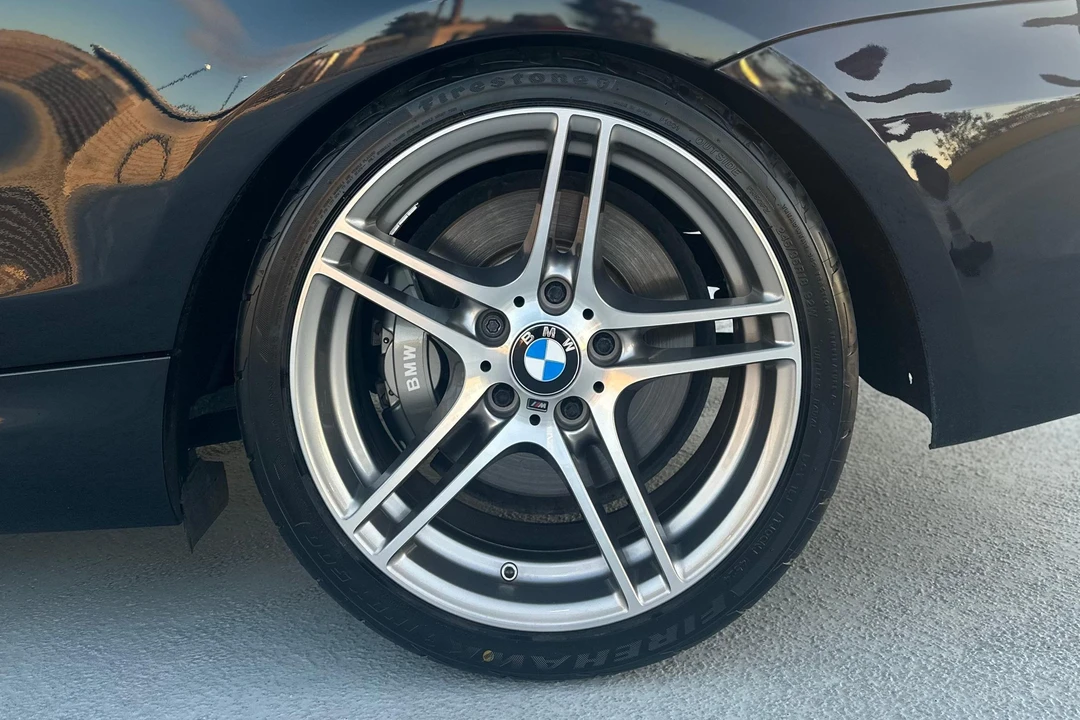 2013 BMW E82 135i & 135is - Image 18 of 31